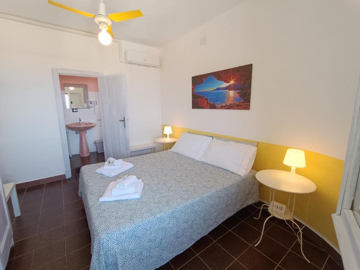 Alabe Hotel Marina Di Tresnuraghes Eksteriør bilde